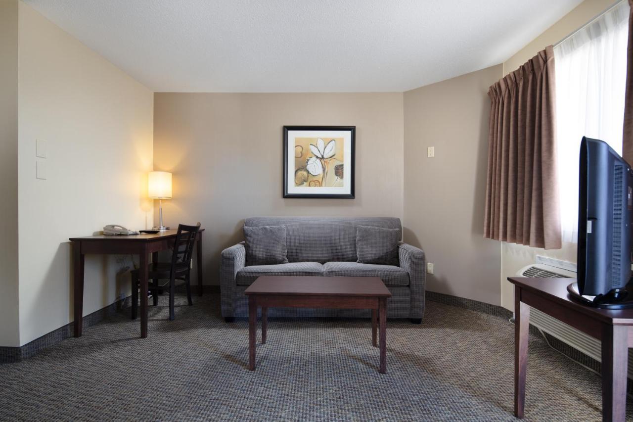 Siesta Suites Kelowna Luaran gambar